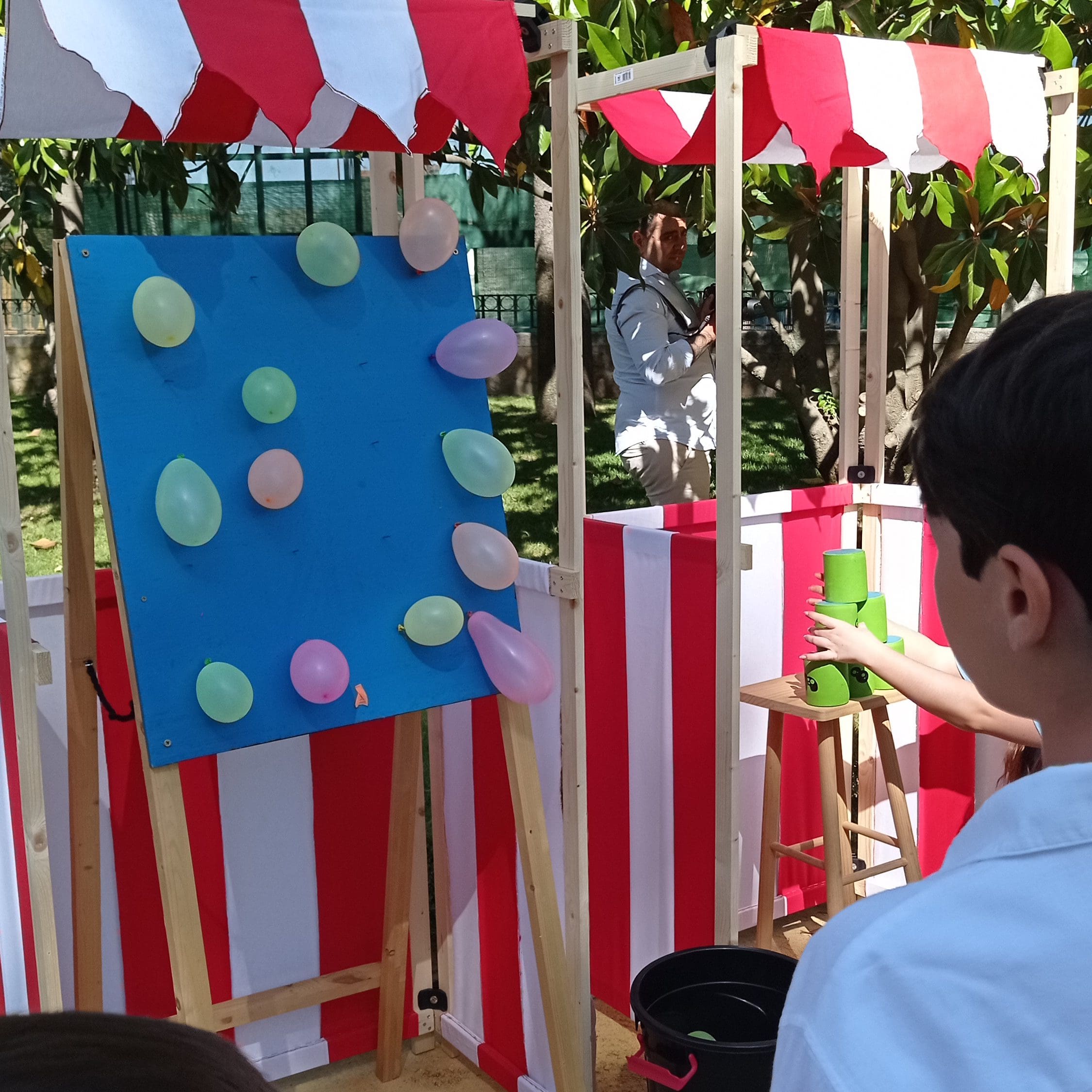 Cómo los juegos de feria pueden salvar tus fiestas de fin de curso | Pasa la risa